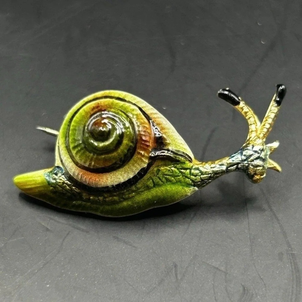 VINTAGE COSTUME JEWERLY 1960S SNAIL BLUE GREEN BROOCH-KOREA
